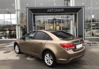 Подержанный автомобиль Chevrolet Cruze Sedan 2013 года (5 фото)