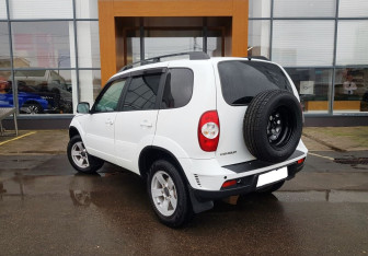 Подержанный автомобиль Chevrolet Niva 2018 года (7 фото)