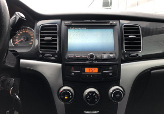 Подержанный автомобиль SsangYong Actyon 2012 года (14 фото)