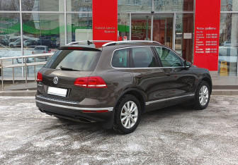 Подержанный автомобиль Volkswagen Touareg 2017 года (5 фото)