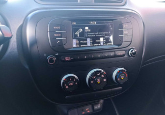Подержанный автомобиль Kia Soul 2017 года (18 фото)