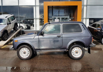 Подержанный автомобиль LADA (ВАЗ) 2121 (4x4) 2017 года (8 фото)