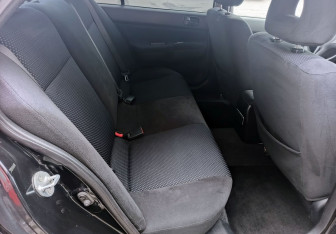 Подержанный автомобиль Mitsubishi Lancer Sedan 2007 года (16 фото)