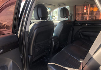 Подержанный автомобиль Kia Sorento 2013 года (11 фото)