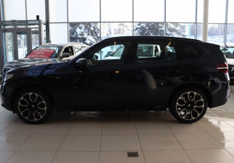 Новый BMW X3 2025 (9 фото)