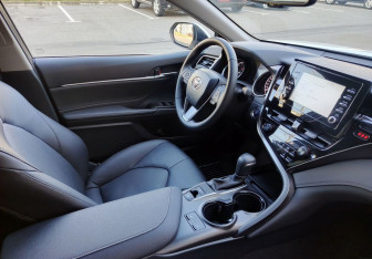 Новый Toyota Camry Sedan 2021 (14 фото)