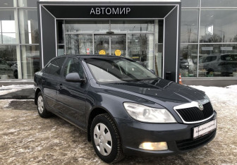 Подержанный автомобиль Skoda Octavia Liftback 2012 года (3 фото)