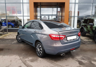 Подержанный автомобиль LADA (ВАЗ) Vesta Sedan 2016 года (7 фото)