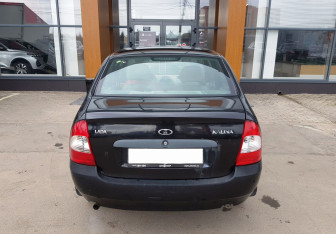 Подержанный автомобиль LADA (ВАЗ) Kalina Sedan 2010 года (6 фото)