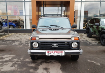 Подержанный автомобиль LADA (ВАЗ) 2121 (4x4) 2018 года (2 фото)