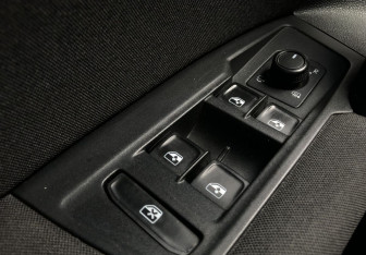 Подержанный автомобиль Volkswagen Tiguan 2019 года (13 фото)