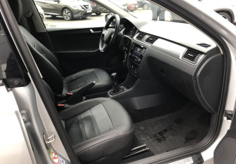 Подержанный автомобиль Skoda Rapid Liftback 2019 года (9 фото)