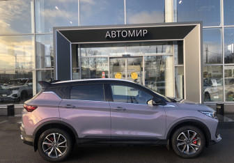 Подержанный автомобиль Geely Coolray 2024 года (4 фото)