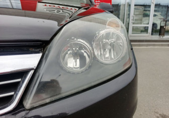 Подержанный автомобиль Opel Astra Wagon 2012 года (9 фото)