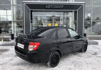 Подержанный автомобиль LADA (ВАЗ) Granta Sedan 2020 года (5 фото)