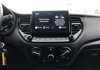 Подержанный автомобиль Hyundai Solaris Sedan 2020 года (11 фото)