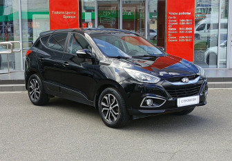 Подержанный автомобиль Hyundai ix35 2014 года (3 фото)