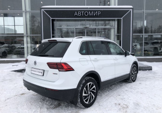 Подержанный автомобиль Volkswagen Tiguan 2018 года (5 фото)