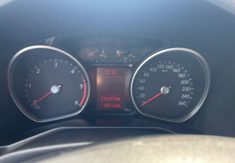 Подержанный автомобиль Ford Mondeo Sedan 2008 года (12 фото)