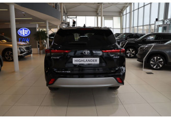 Новый Toyota Highlander 2025 (7 фото)