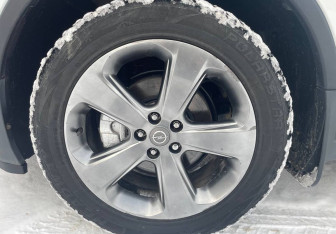 Подержанный автомобиль Opel Mokka 2013 года (10 фото)