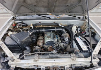 Подержанный автомобиль Great Wall Hover H3 2013 года (11 фото)