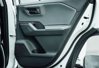 Новый Toyota RAV4 2025 (16 фото)