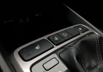 Подержанный автомобиль Hyundai Creta 2017 года (15 фото)