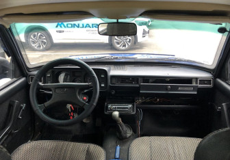 Подержанный автомобиль LADA (ВАЗ) 2105 1999 года (10 фото)