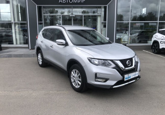 Подержанный автомобиль Nissan X-Trail 2019 года (3 фото)