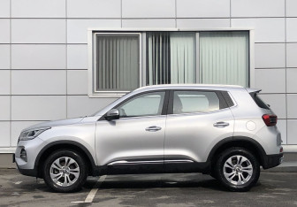 Подержанный автомобиль Chery Tiggo 4 Pro 2022 года (8 фото)