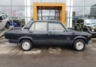 Подержанный автомобиль LADA (ВАЗ) 2107 2010 года (4 фото)