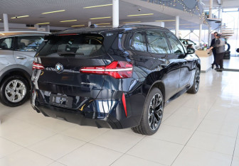 Новый BMW X3 2025 (8 фото)