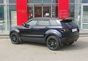 Подержанный автомобиль Land Rover Range Rover Evoque 2011 года (7 фото)