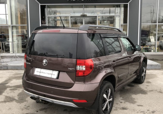 Подержанный автомобиль Skoda Yeti 2014 года (5 фото)