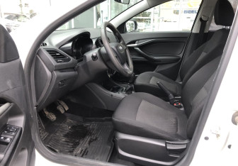 Подержанный автомобиль LADA (ВАЗ) Vesta Sedan 2016 года (9 фото)