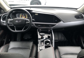Подержанный автомобиль Geely Tugella 2021 года (10 фото)