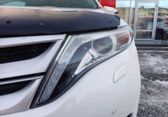 Подержанный автомобиль Toyota Venza 2014 года (9 фото)