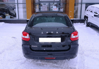 Подержанный автомобиль LADA (ВАЗ) Granta Hatchback 2020 года (6 фото)