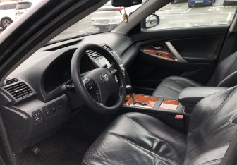 Подержанный автомобиль Toyota Camry Sedan 2009 года (9 фото)