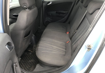 Подержанный автомобиль Opel Corsa 2008 года (11 фото)