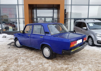 Подержанный автомобиль LADA (ВАЗ) 2107 2011 года (7 фото)