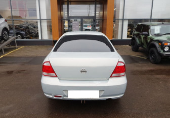 Подержанный автомобиль Nissan Almera Classic 2006 года (6 фото)