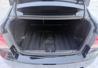 Подержанный автомобиль Chevrolet Cruze Sedan 2011 года (12 фото)