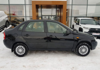 Подержанный автомобиль LADA (ВАЗ) Kalina Sedan 2010 года (4 фото)