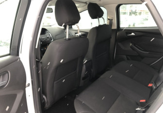 Подержанный автомобиль Ford Focus Hatchback 2017 года (11 фото)