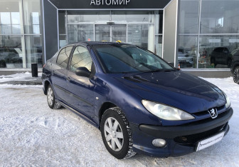 Подержанный автомобиль Peugeot 206 Sedan 2006 года (3 фото)
