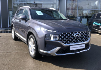 Подержанный автомобиль Hyundai Santa Fe 2021 года (3 фото)