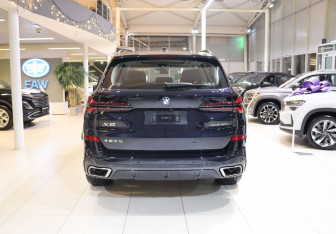 Новый BMW X5 2025 (6 фото)