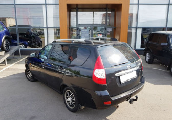 Подержанный автомобиль LADA (ВАЗ) Priora Wagon 2010 года (7 фото)